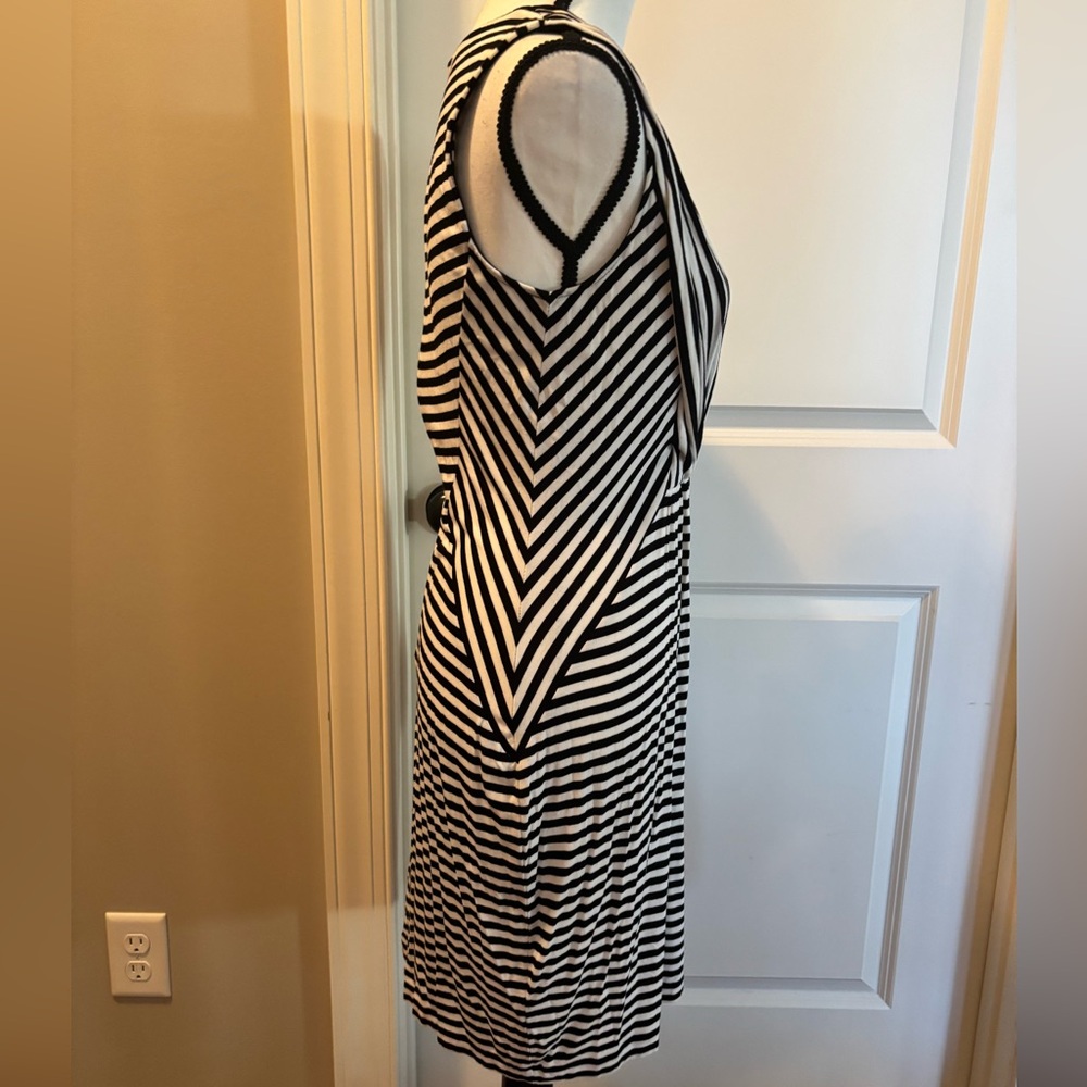 Calvin Klein Black and White Striped Midi Dress - Picture 4 of 7